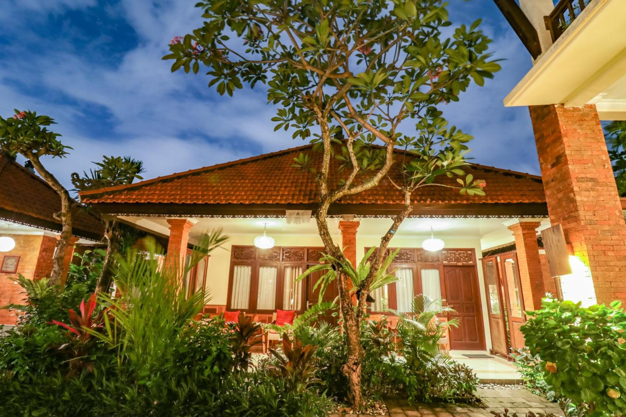 Mina Pelasa Hotel Легиан Экстерьер фото
