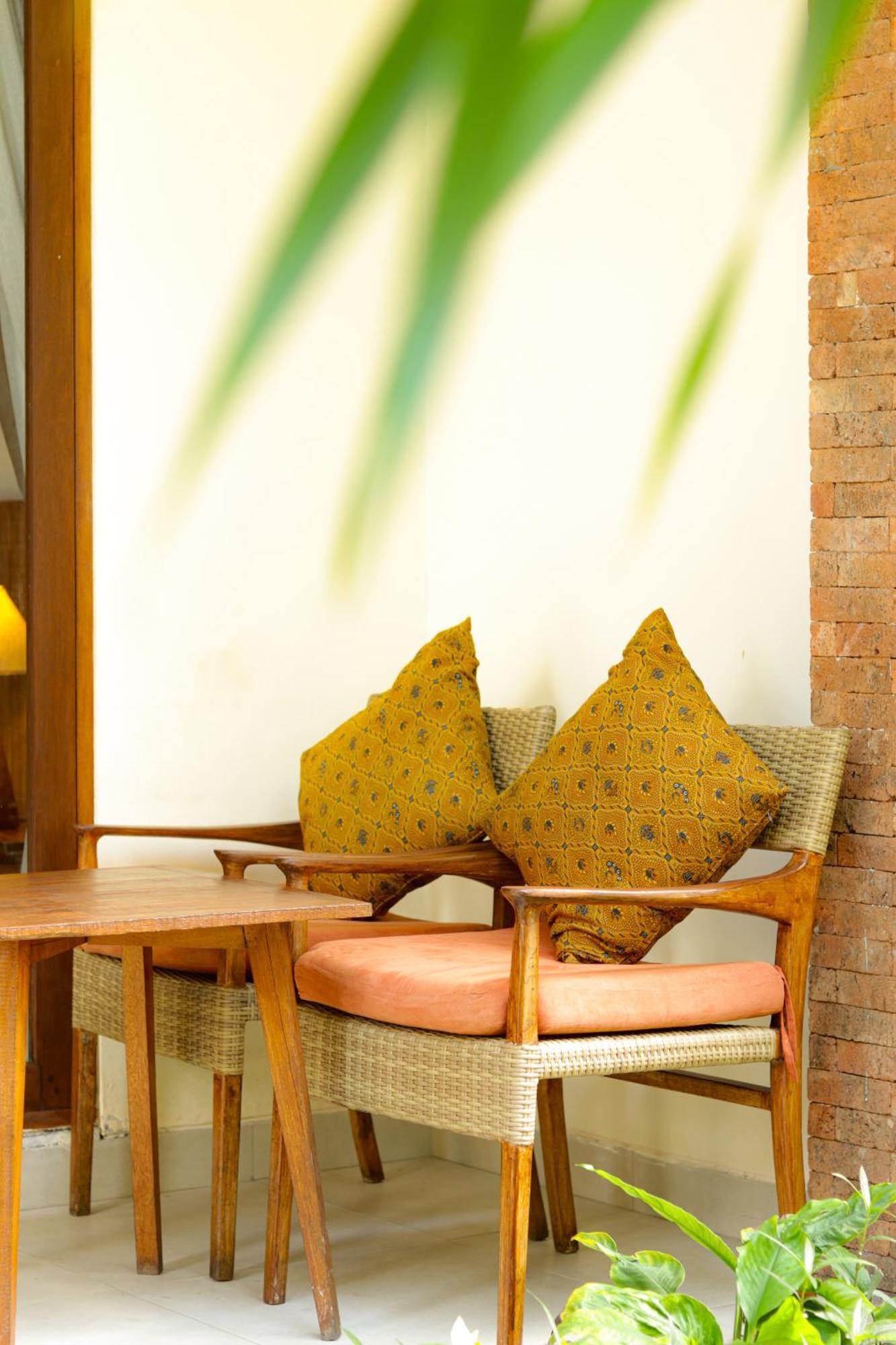 Mina Pelasa Hotel Легиан Экстерьер фото