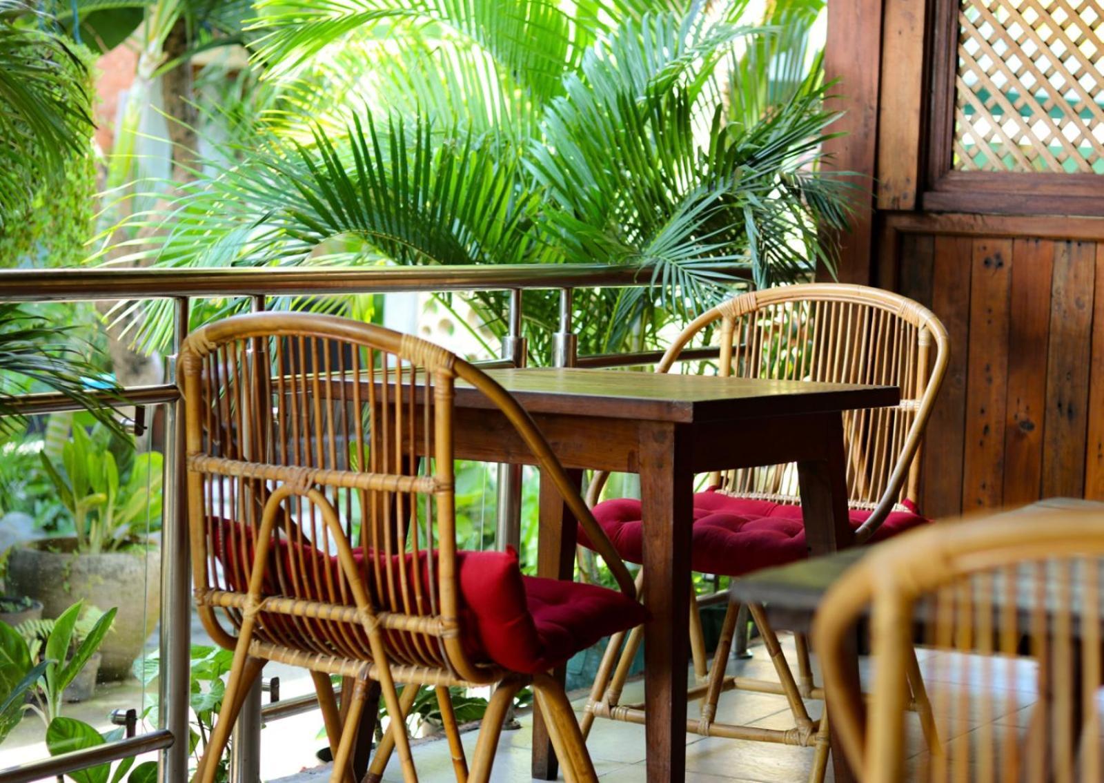 Mina Pelasa Hotel Легиан Экстерьер фото