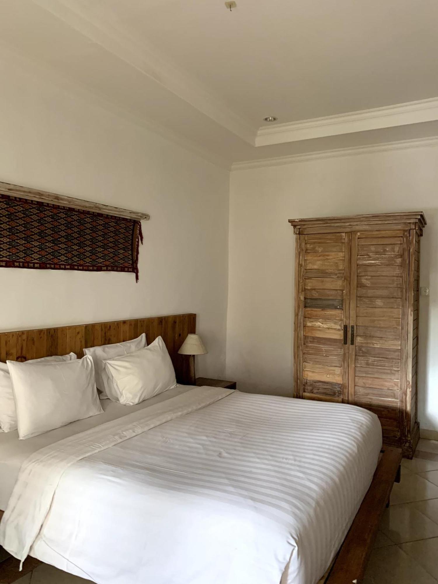 Mina Pelasa Hotel Легиан Экстерьер фото